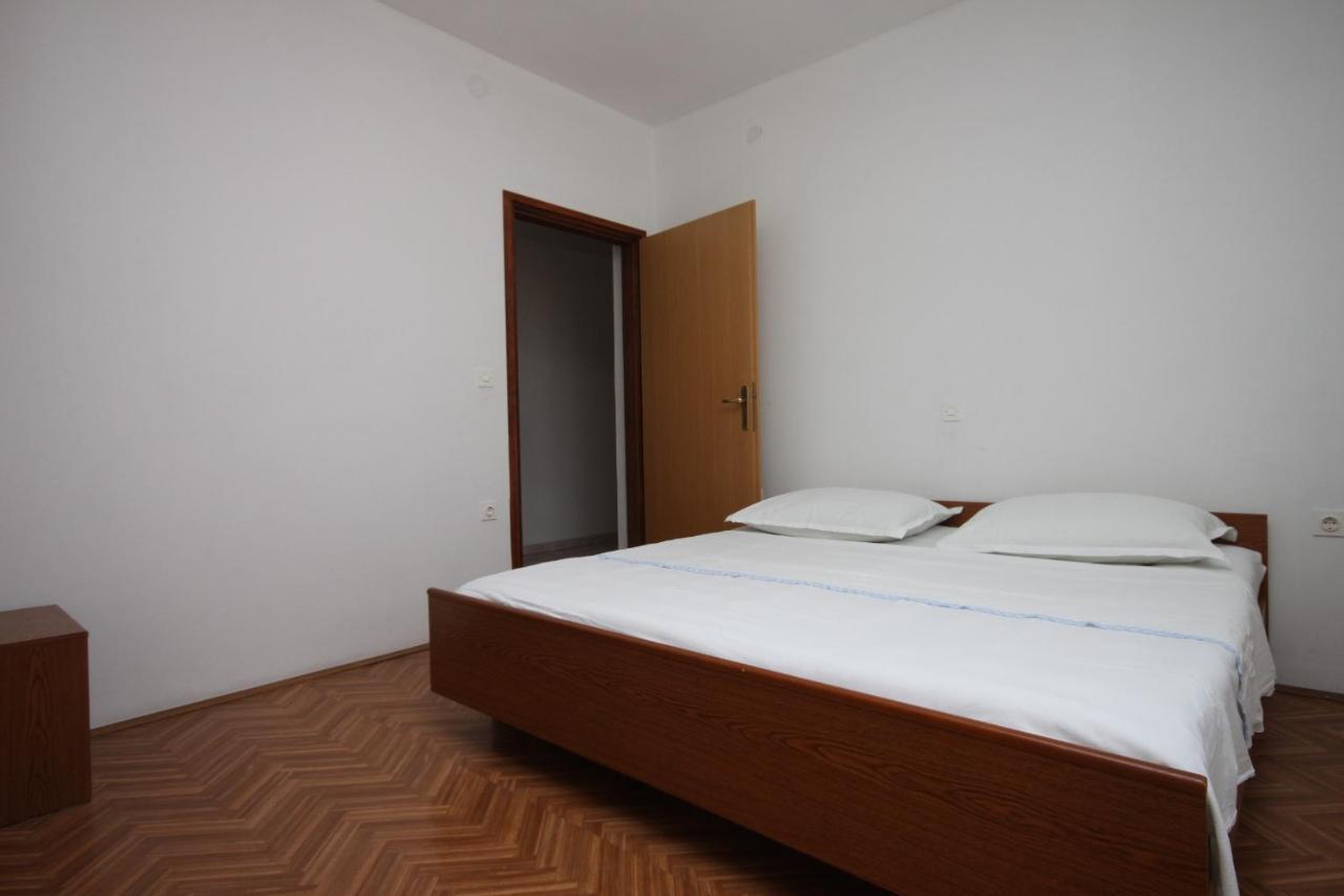 Apartments By The Sea Kustici, Pag - 6355 Exterior foto